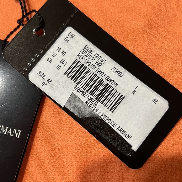 Short Sleeve Armani Blazer Size 42 - Picture 3 of 6